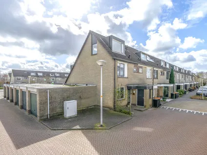 Tussenwoning te koop: Zuidplaslaan 68, Zuidplas 80 Waddinxveen