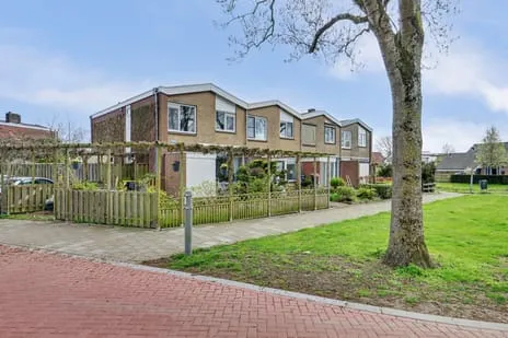 Hoekwoning te koop: Zuidster 51, Puttershoek Woonkern Puttershoek