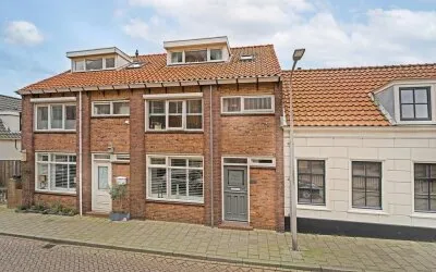 Tussenwoning te koop: Zuidstraat 105, Midden Katwijk