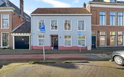 Tussenwoning te koop: Zuidvliet 4, Molenpad Leeuwarden