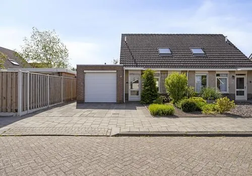 Hoekwoning te koop: Zuidwesthoekstraat 1, Balk Balk