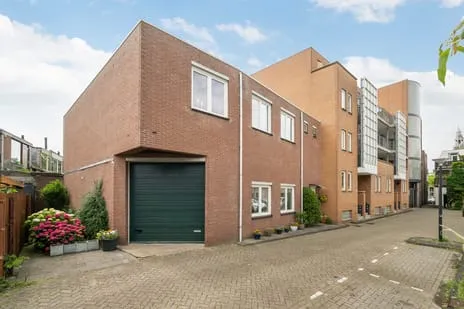 Hoekwoning te koop: Zure Vischsteeg 48, Taanschuurpolder Maassluis