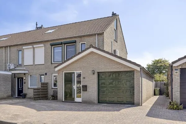 Corner house for sale: Zuring 87, Klazienaveen-Noord Klazienaveen
