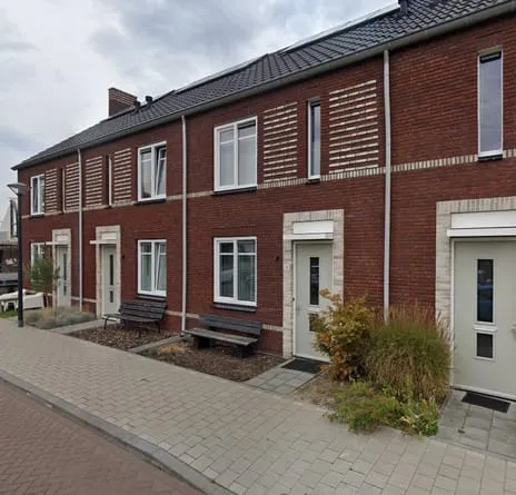 Terraced house for rent: Zuster Theodardahof 8, Loopkant-Liessent-Goorkens Uden