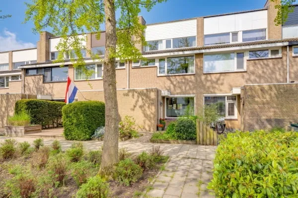 Tussenwoning te koop: Zuster Lankhaarlaan 16, Noordlangeweg Willemstad