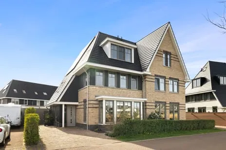 Twee-onder-één-kap te koop: Zuylenhof 45, Waterrijk Weesp