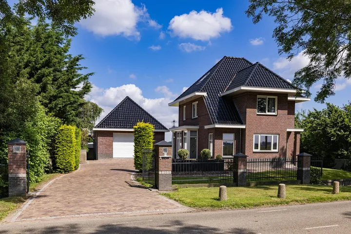 Detached house for sale: Zwaagdijk 270, Zwaagdijk-Oost Buitengebied Zwaagdijk-Oost