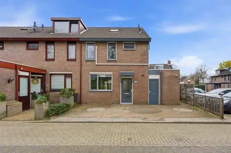 Hoekwoning te koop: Zwaluw 148, Drievliet Ridderkerk