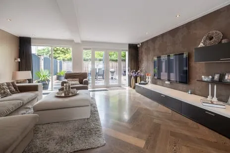 Hoekwoning te koop: Zwaluwlaan 111, Ooster Eng-Noord Bussum