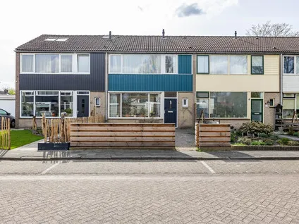 Tussenwoning te koop: Zwaluwstraat 10, Norg Norg