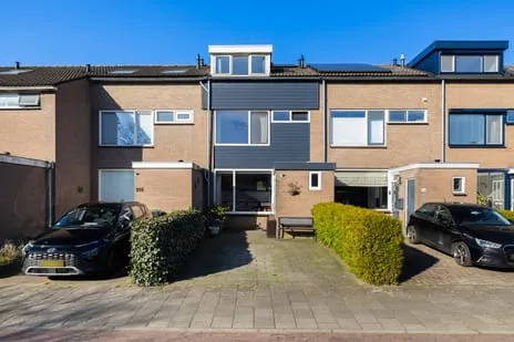 Tussenwoning te koop: Zwaluwstraat 216, Ermelo