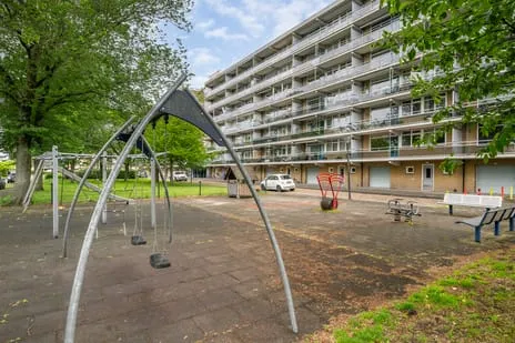Apartment for sale: Zwaluwstraat 62, Vogelbuurt Maassluis
