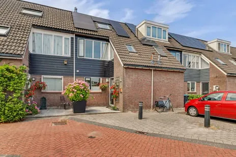 Tussenwoning te koop: Zwanebloem 14, Reeuwijk-Brug-Oost Reeuwijk