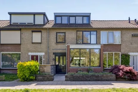Tussenwoning te koop: Zwanensingel 279, Wijchen Noord Wijchen