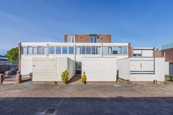Tussenwoning te koop: Zwanenveld 2716, Zwanenveld Nijmegen