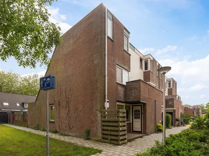 Hoekwoning te koop: Zwarte Sternhof 6, Vogelbuurt-West Delft