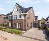 Twee-onder-één-kap te koop: Zwartebes 7, Verspreide huizen Borne-Oost Borne
