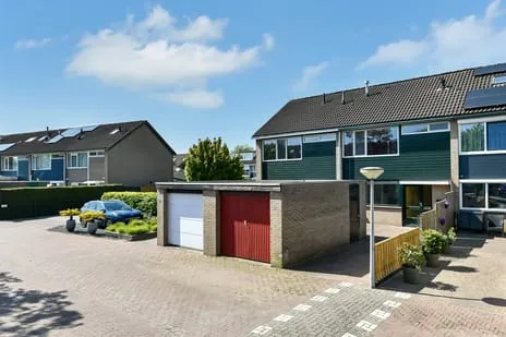 Tussenwoning te koop: Zwartenhof 13, de Wuurde Elst (Ge)