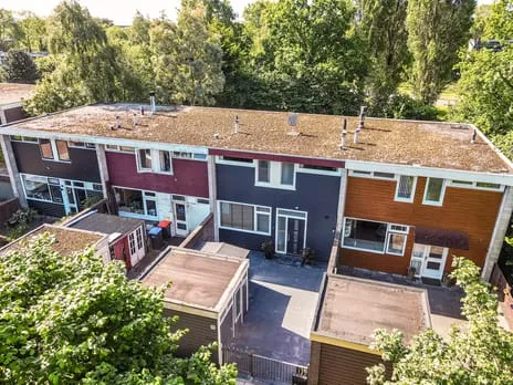 Tussenwoning te koop: Zwartewater 19, IJssellaan Lelystad