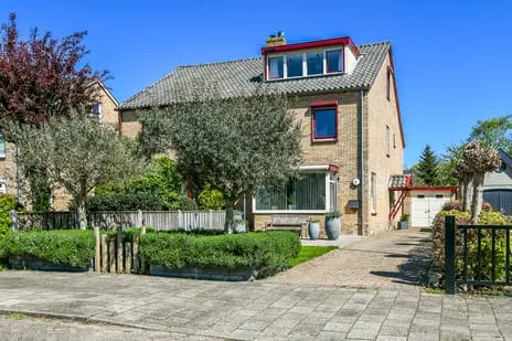 Hoekwoning te koop: Zwarteweg 11, Vijfhuizen Vijfhuizen