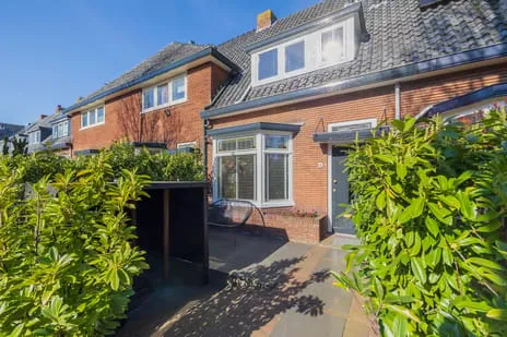 Tussenwoning te koop: Zwarteweg 47, Leidsevaart- Bloemhof Bennebroek