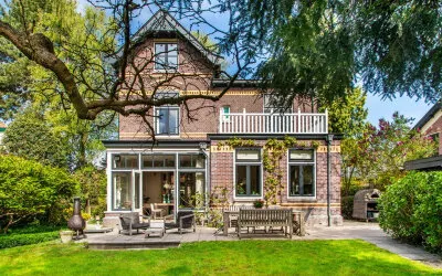 Vrijstaande woning te koop: Zwarteweg 7, Lomanplein Bussum