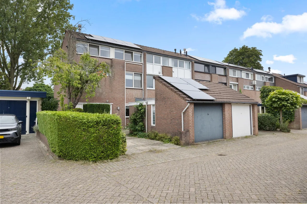 Hoekwoning te koop: Zweepslag 15, Huissen