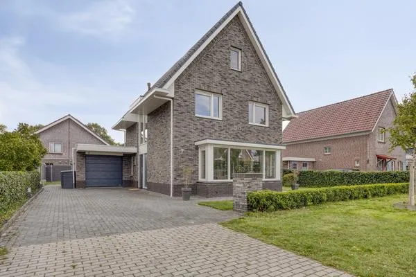 Koopwoning: Zwichtstraat 7 in Klazienaveen - €585.000 - 154m²