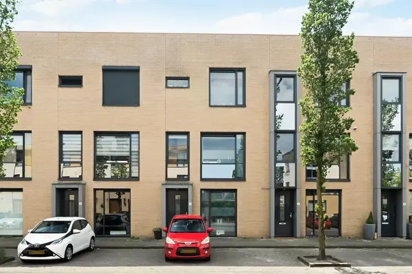 Appartement te koop: Zwijnenburg 9, Vrijenburg Barendrecht