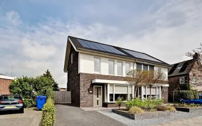 Twee-onder-één-kap te huur: Zworrelstraat 71A, Herwijnen Herwijnen