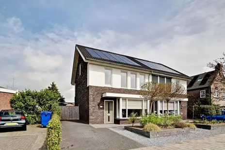 Twee-onder-één-kap te huur: Zworrelstraat 71A, Herwijnen Herwijnen